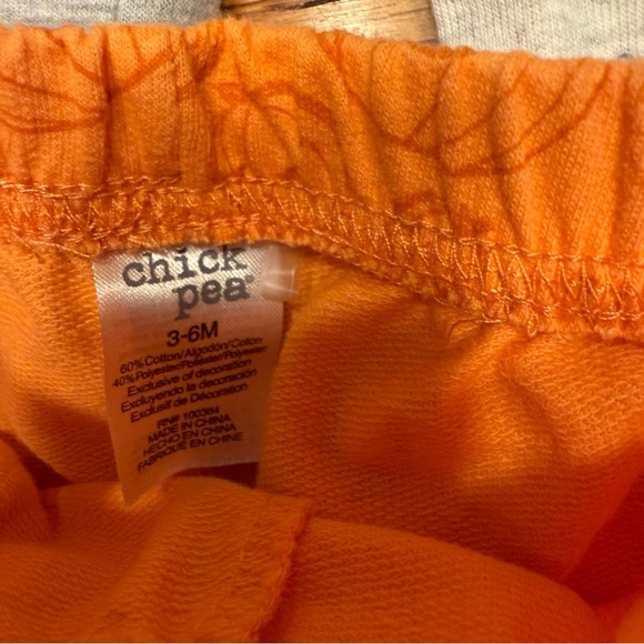 Adorable Halloween bundle! 3-6 months - Picture 4 of 7